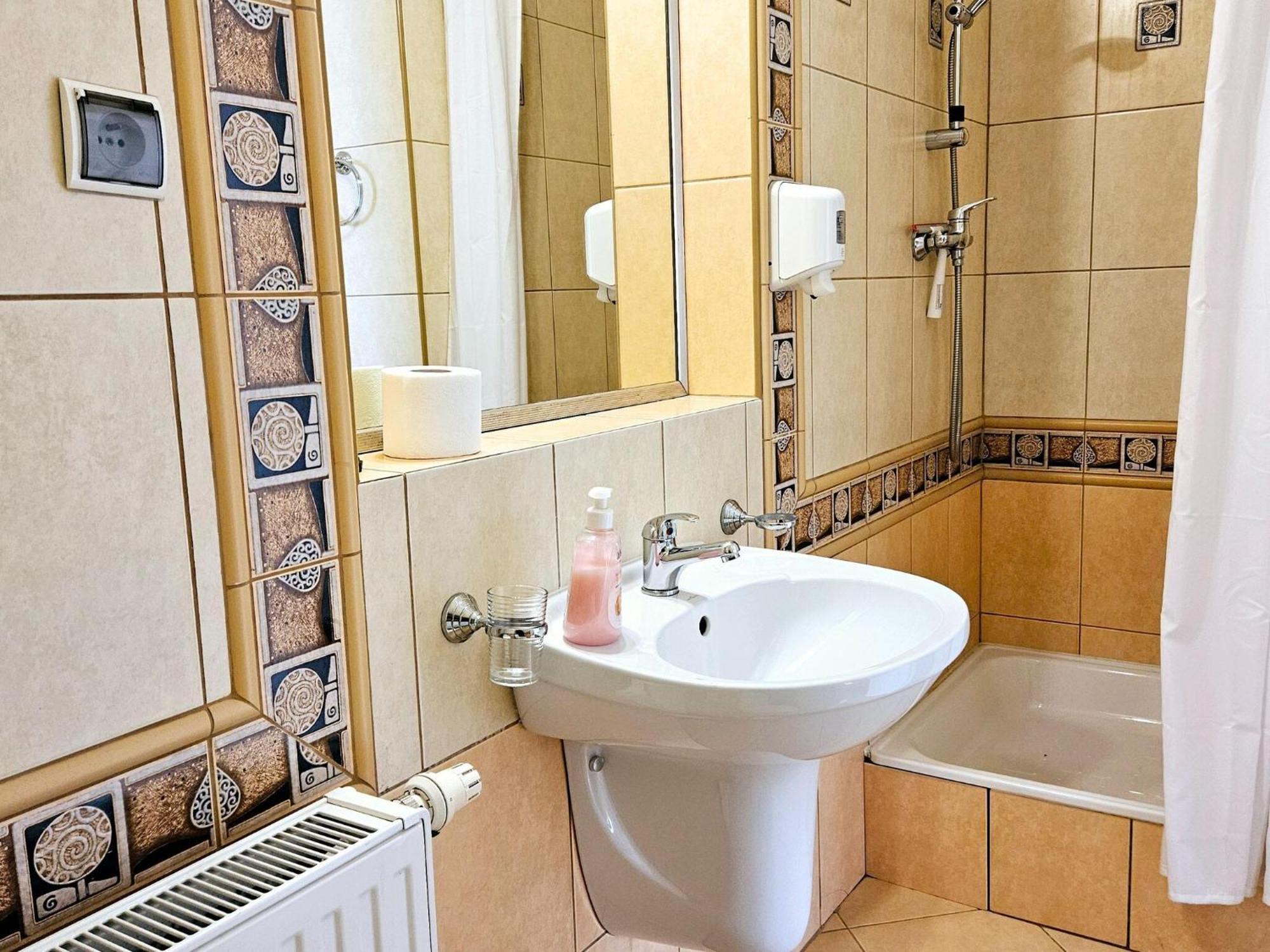 Holiday Home In Kolczewo With The Private Pool 220 Qm Exterior foto